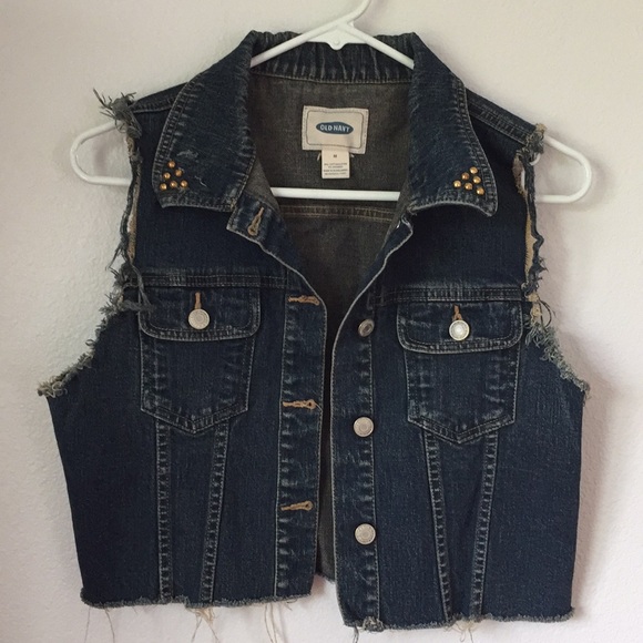 Old Navy Tops - 🌺3/20 Old Navy Denim Vest🌺